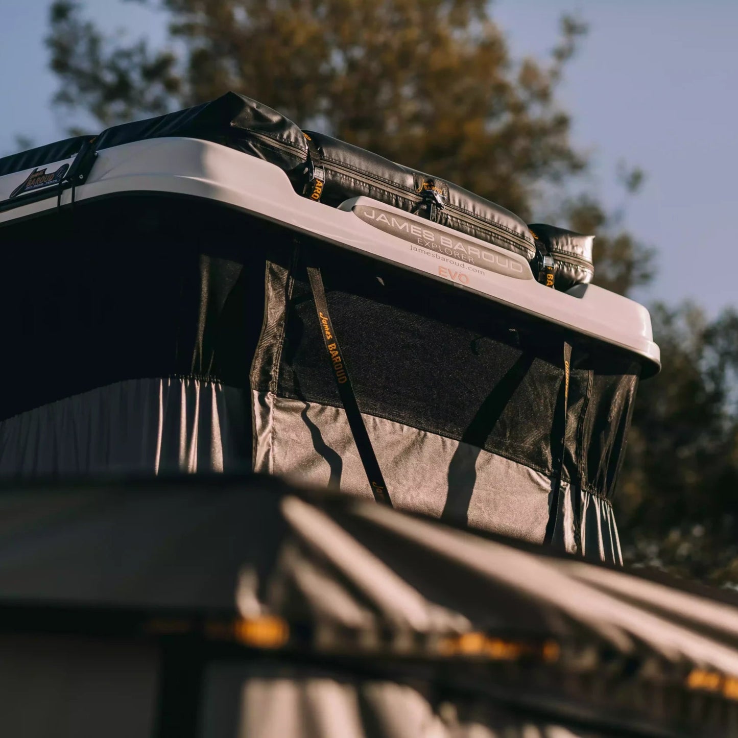 Grand Raid Rooftop Tent